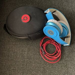 Retro Beats by dr.dre 🎧🎶